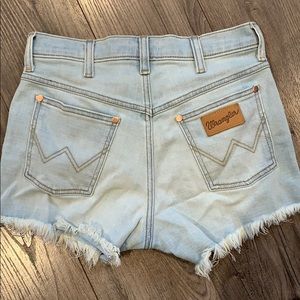 Wrangler high rise shorts